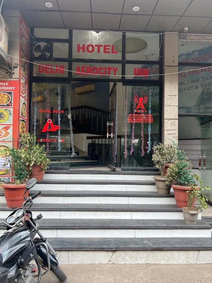 Hotel Good Vibe A Family Near Delhi Igi Airport 3*